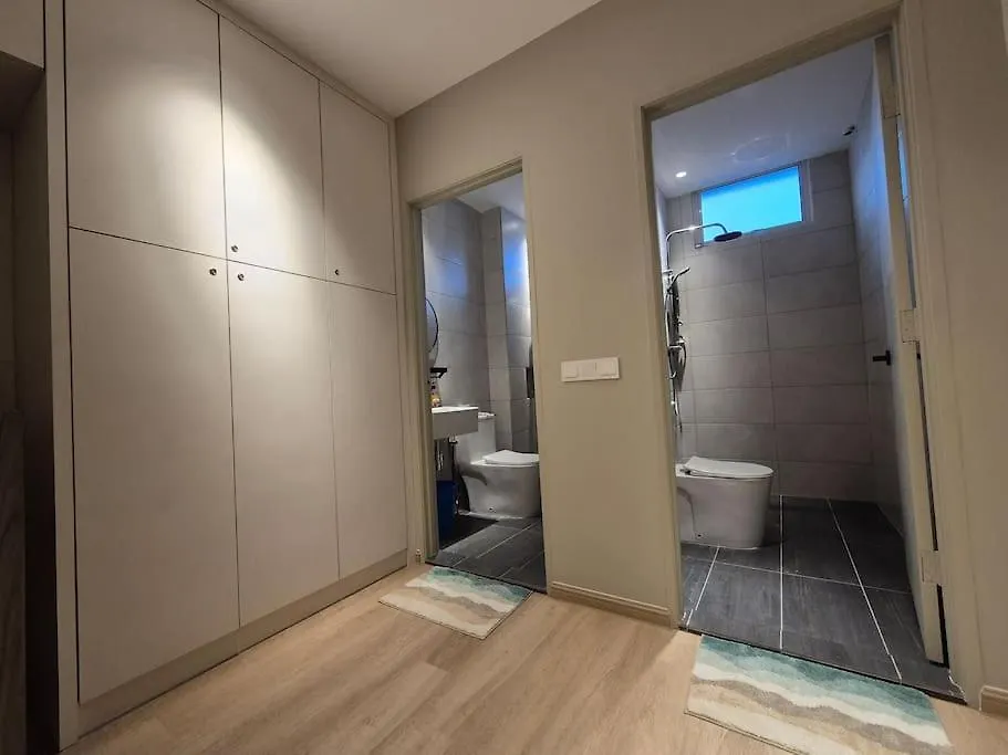 Luxury Signature Suite 5R3B 11 Pax At 90 Degree Alma, Букит-Мертаджам 0*,